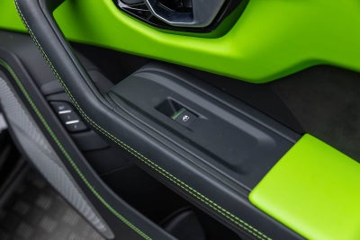 2022 Lamborghini Urus Graphite Capsule
