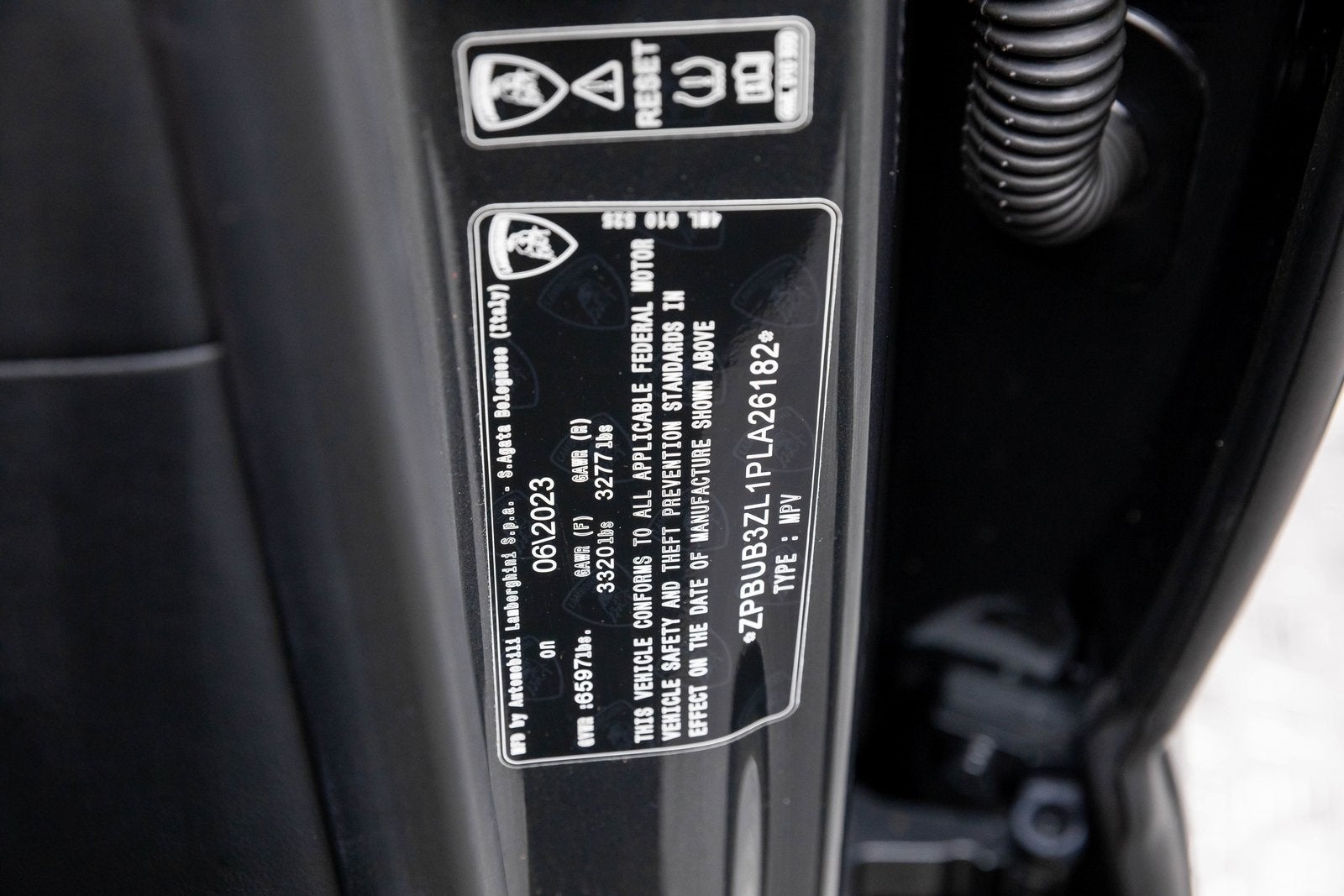 2023 Lamborghini Urus S