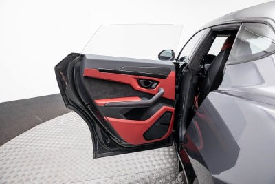 2023 Lamborghini Urus S