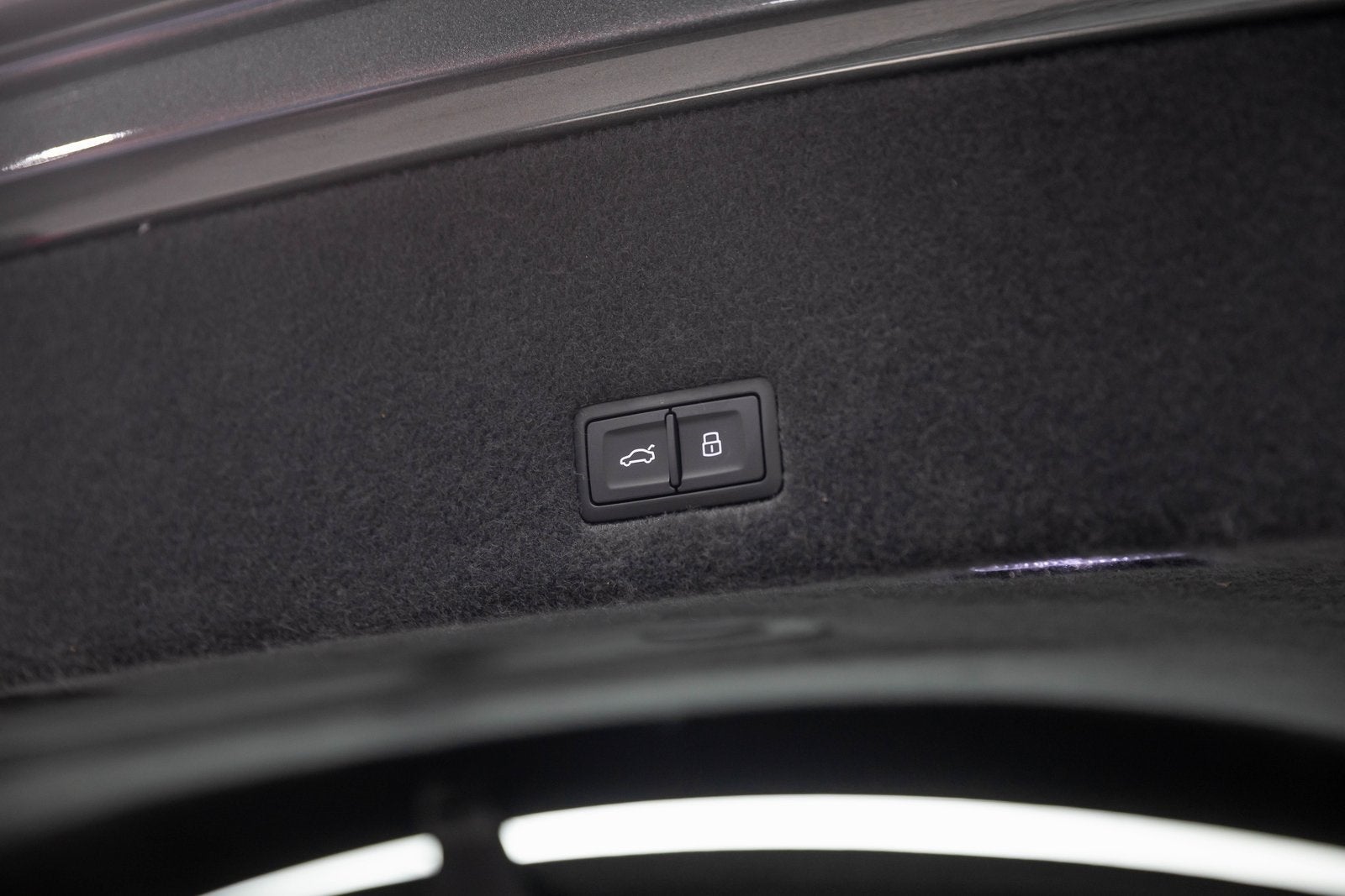 2023 Lamborghini Urus S