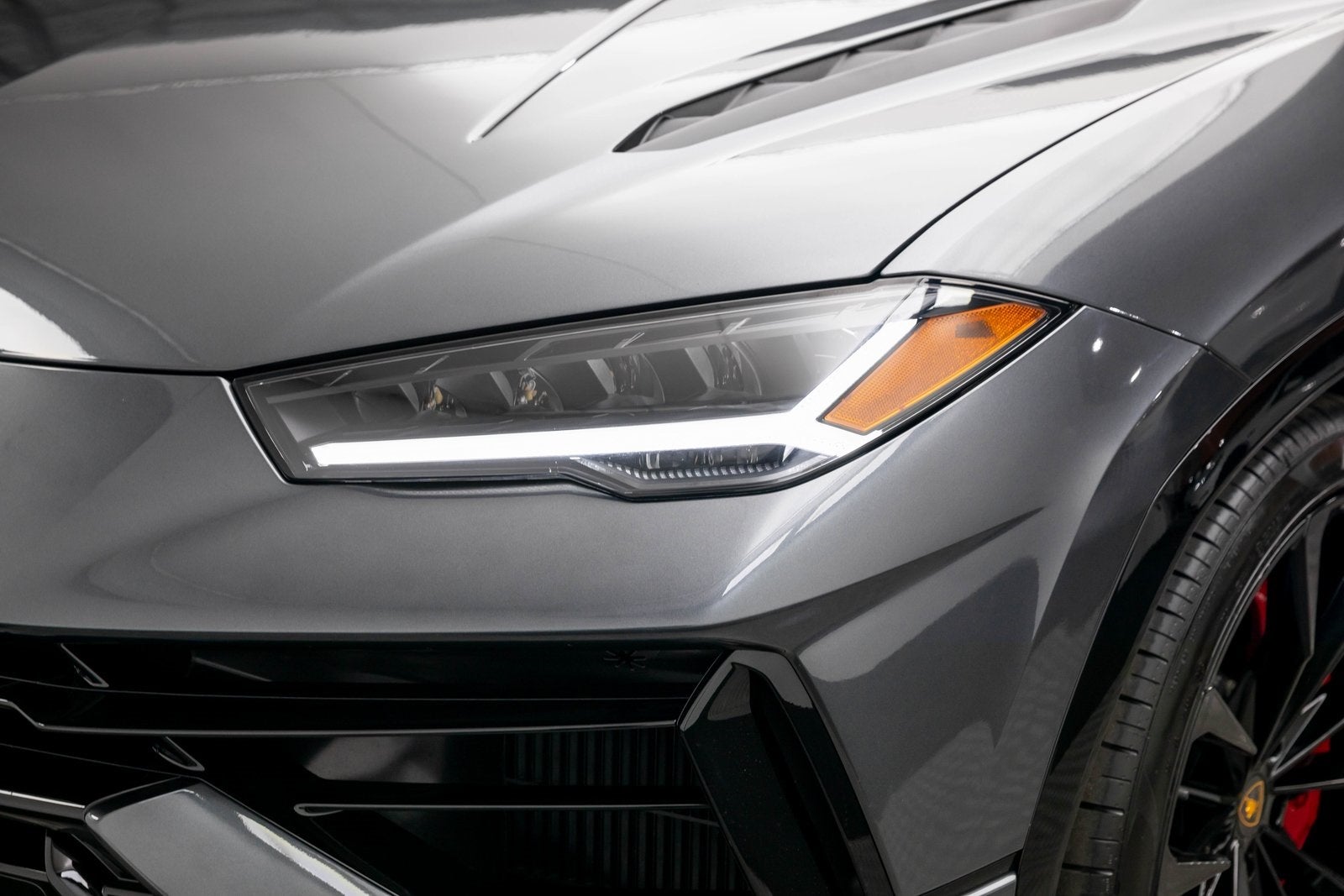 2023 Lamborghini Urus S