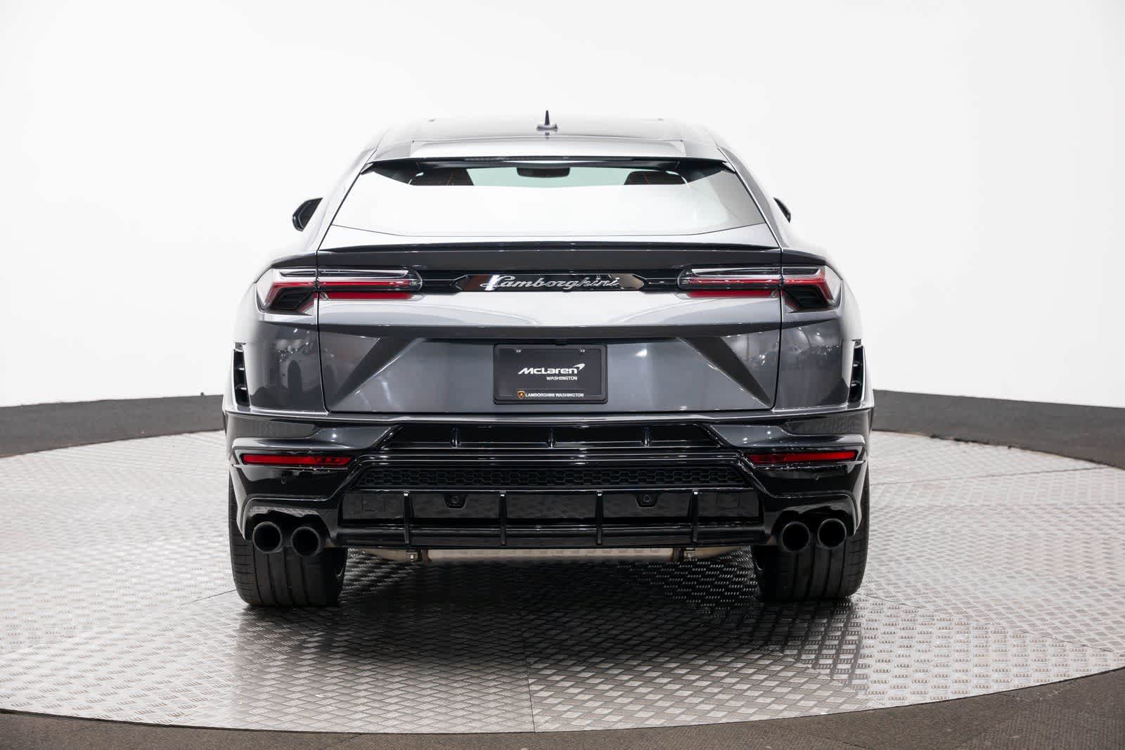 2023 Lamborghini Urus S