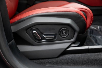 2023 Lamborghini Urus S