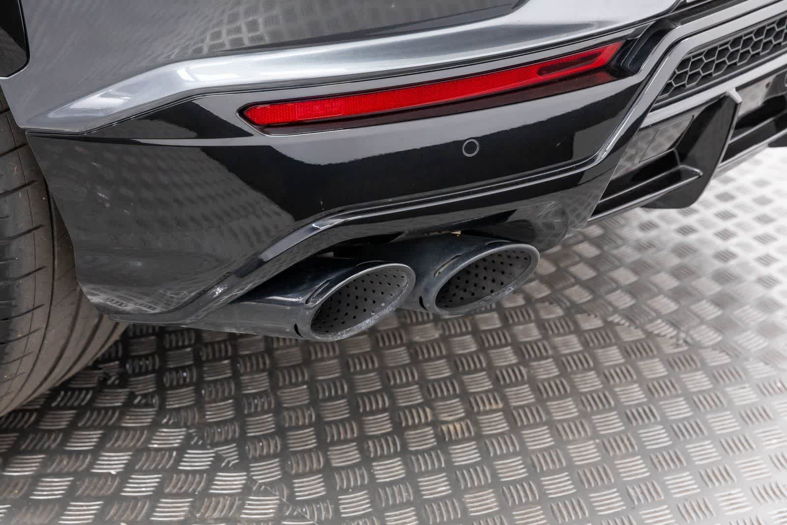 2023 Lamborghini Urus S