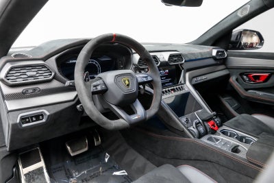 2023 Lamborghini Urus Performante
