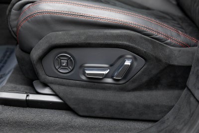 2023 Lamborghini Urus Performante