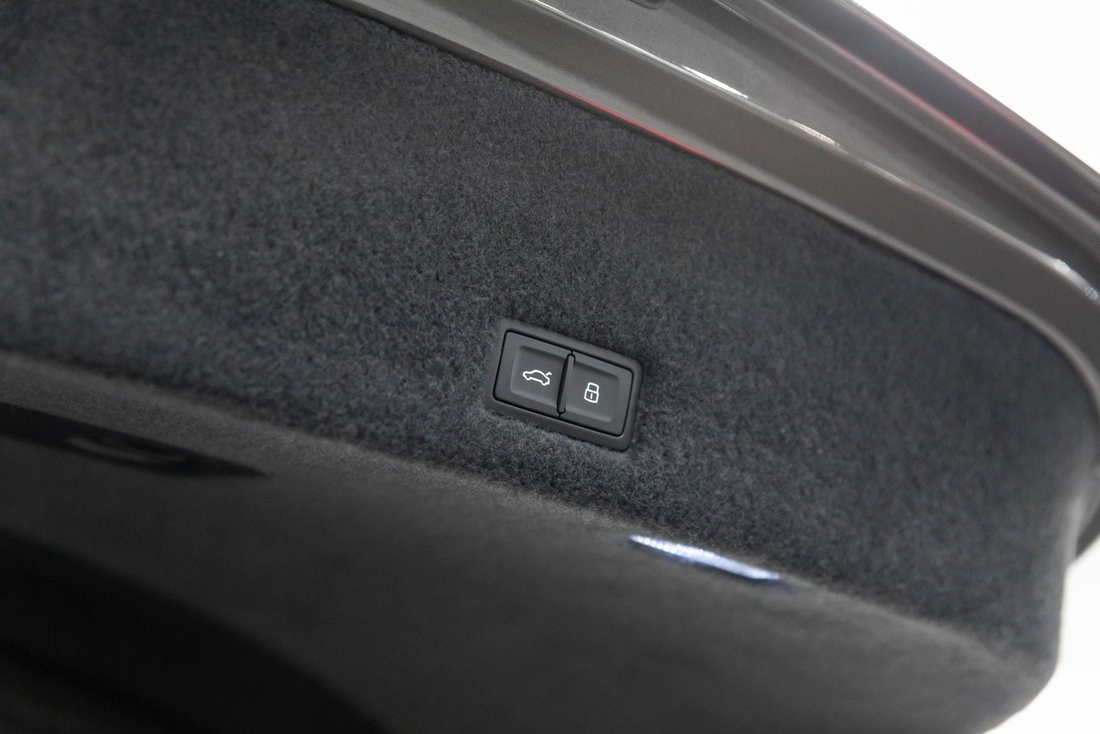 2023 Lamborghini Urus Performante