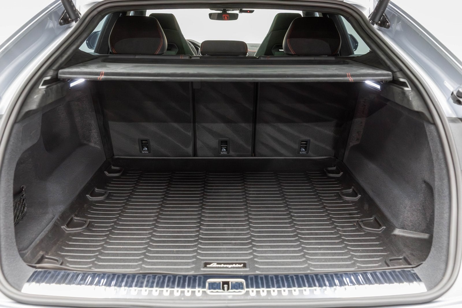 2024 Lamborghini Urus Performante