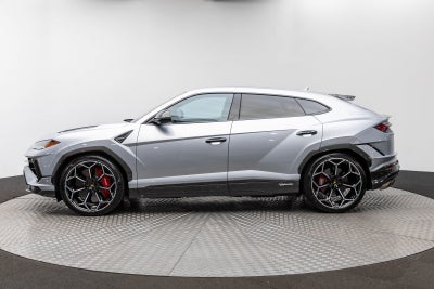 2024 Lamborghini Urus Performante