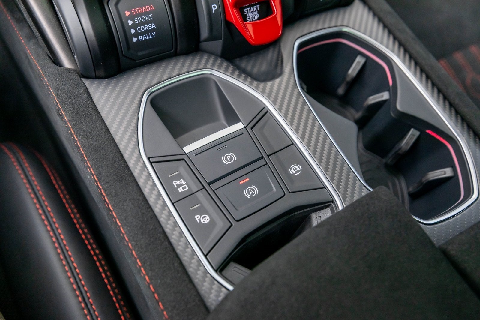 2024 Lamborghini Urus Performante