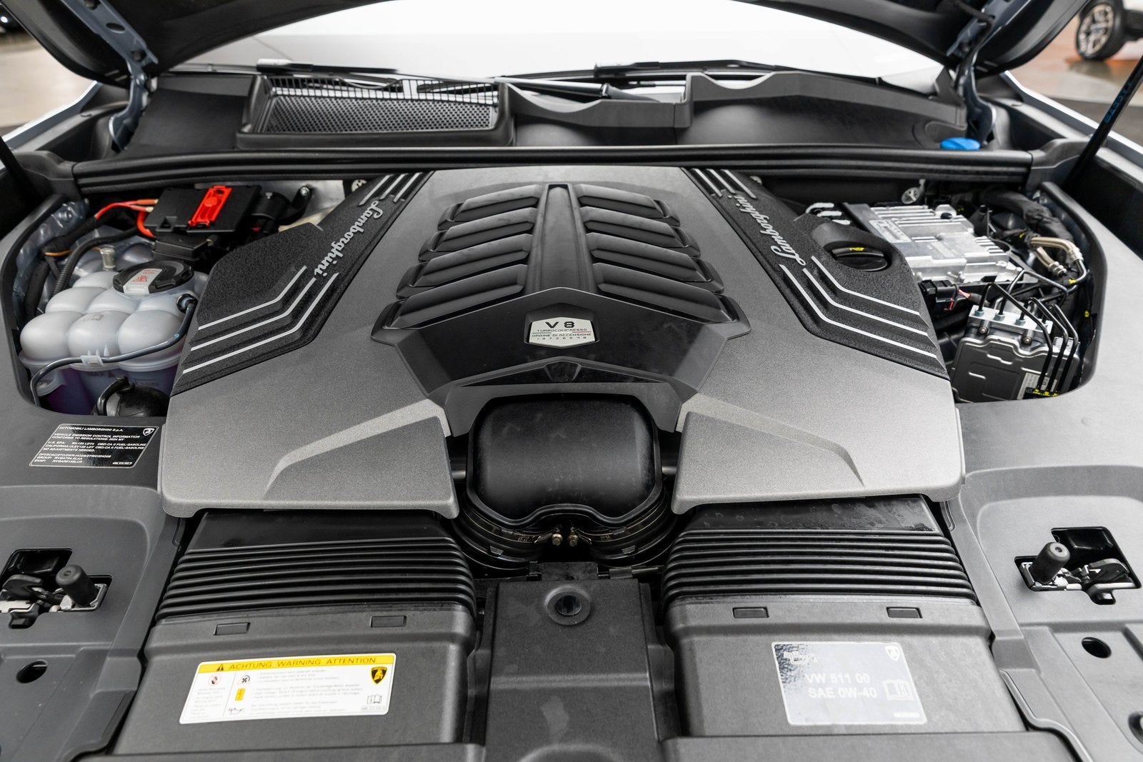 2024 Lamborghini Urus Performante