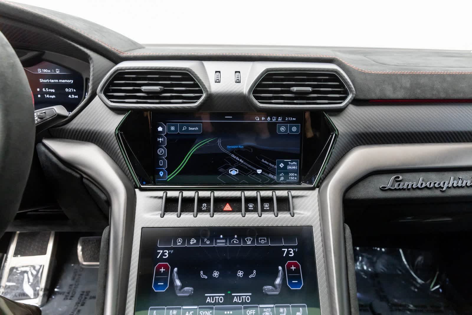 2024 Lamborghini Urus Performante