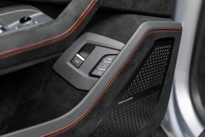 2024 Lamborghini Urus Performante