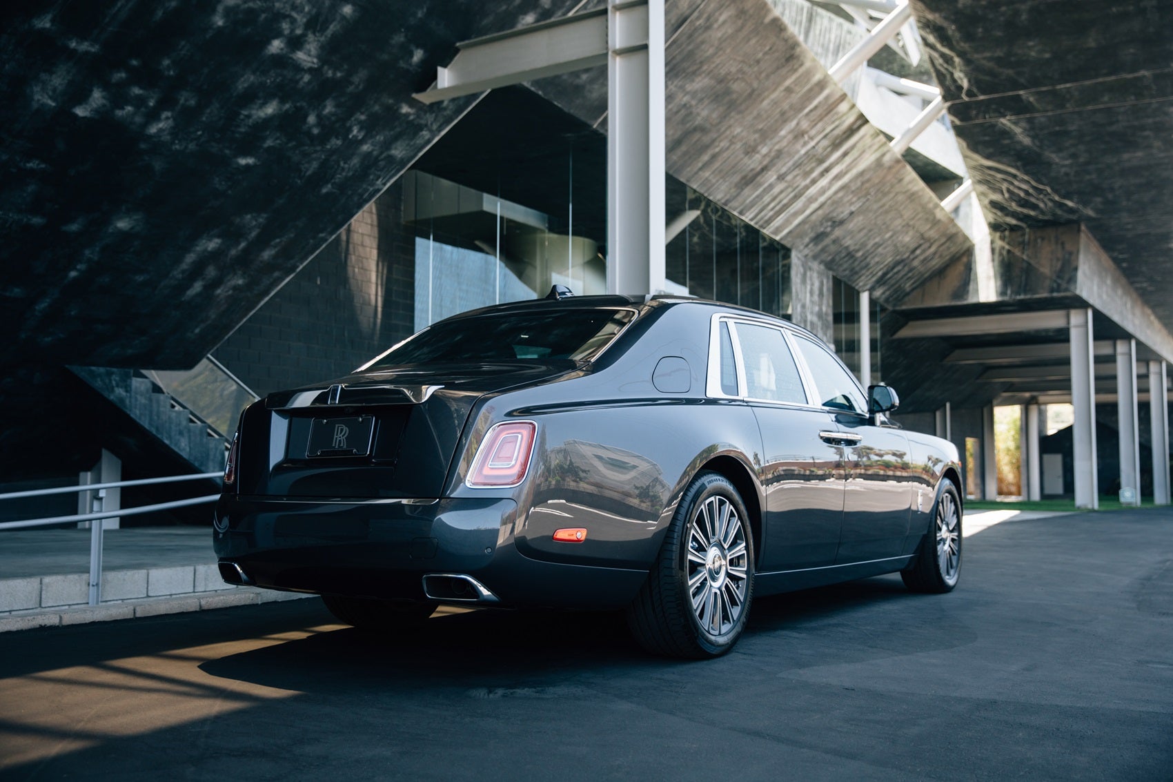 Rolls-Royce Dealer near Bethesda MD